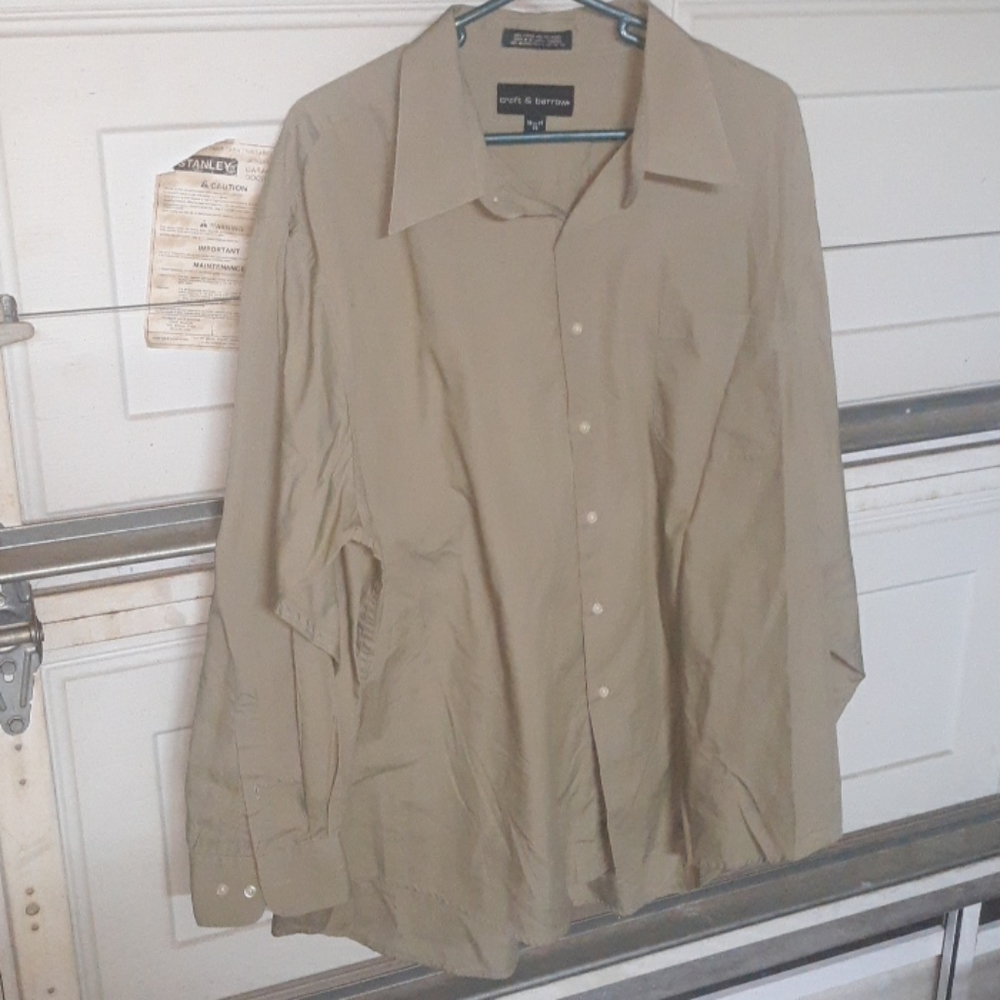 Croft and Barrow size 18 1/2 (SKU 504)